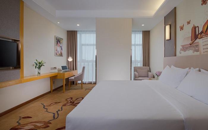 Vienna International Hotel Sichuan Suining Jiankun City