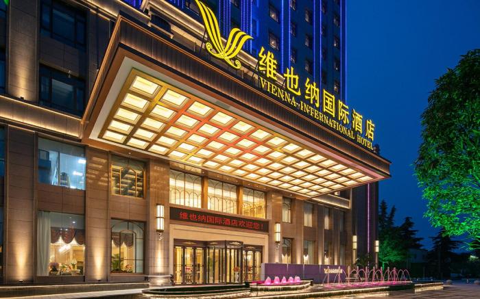Vienna International Hotel Shaanxi Baoji Qishan Fengyi Road