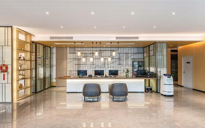Magnotel Cangzhou Yanshan Phoenix Park