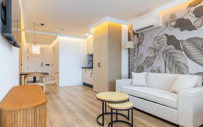 HA Aparhotel RETIRO Suites