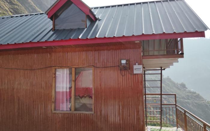 Tirthan Mountain Stay