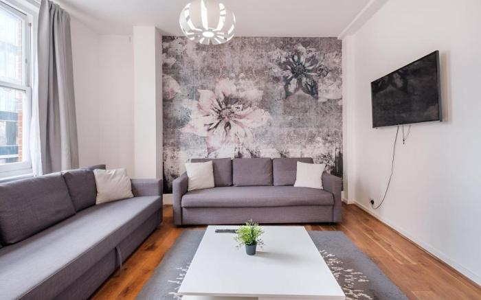 Oxford Street Apartments by Advan