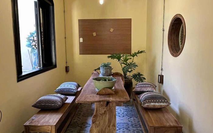 a Húe Homestay