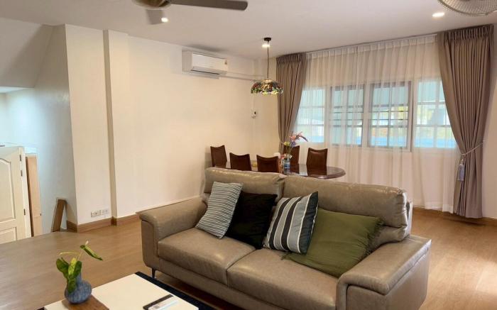 Red Door Pool villa 3bedroom, Fast Wi-Fi