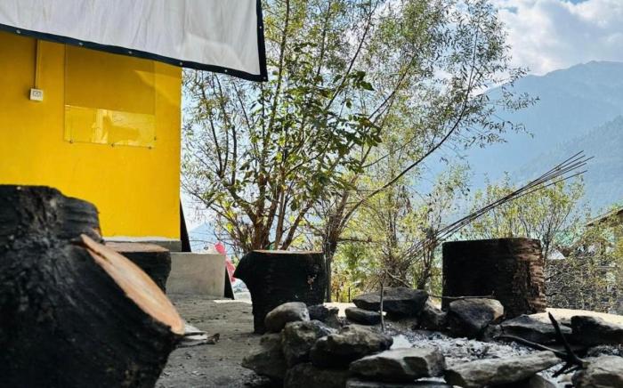 The Safal Stays-Dorms, Rooms and Cafe