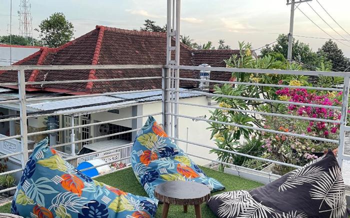 ROOM Ijen Hostel