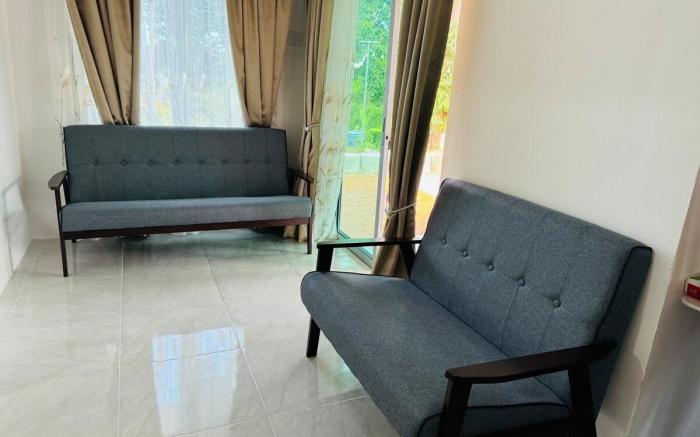 Rumah Hayden - River View, 2BR, Wifi, Netflix