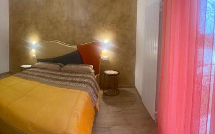 Airport room