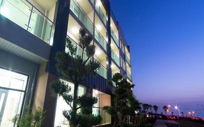Swansea Resort