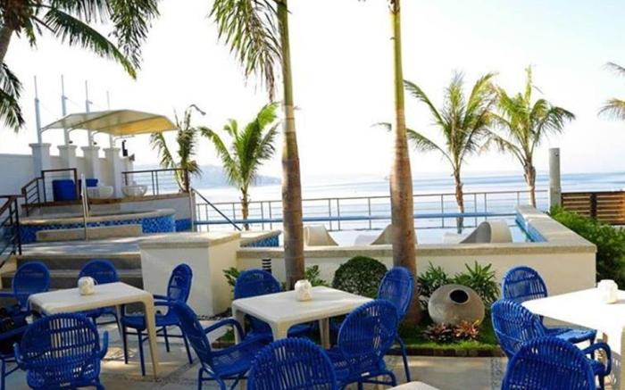 iCove Beach Hotel
