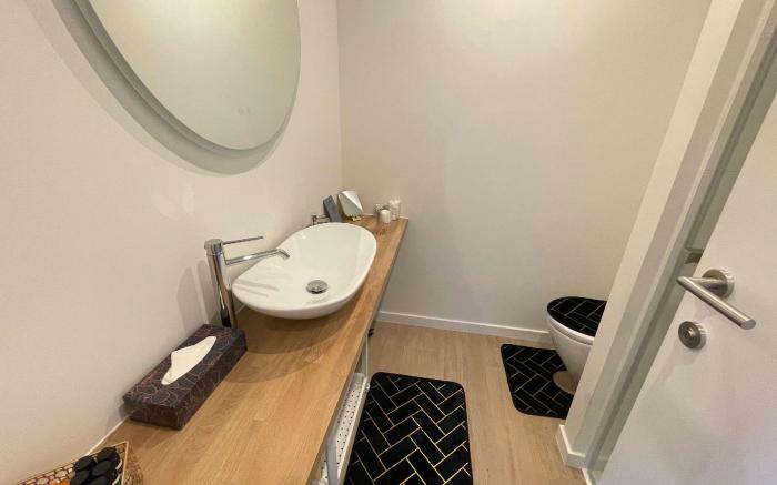 One Lux Stay Near Antwerp Central Grande Deluxe 3 bedroom suite