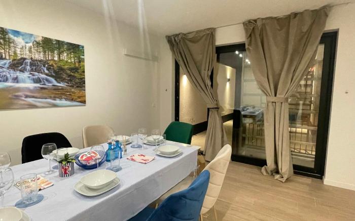 One Lux Stay Near Antwerp Central Grande Deluxe 3 bedroom suite