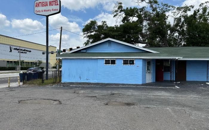 Antigua Motel by OYO Tampa US - 41