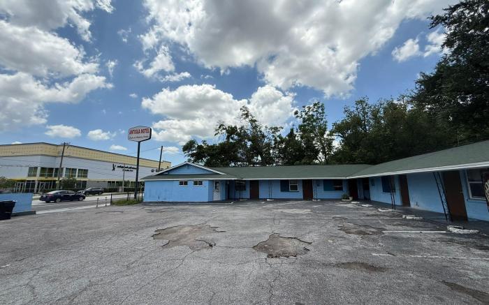 Antigua Motel by OYO Tampa US - 41