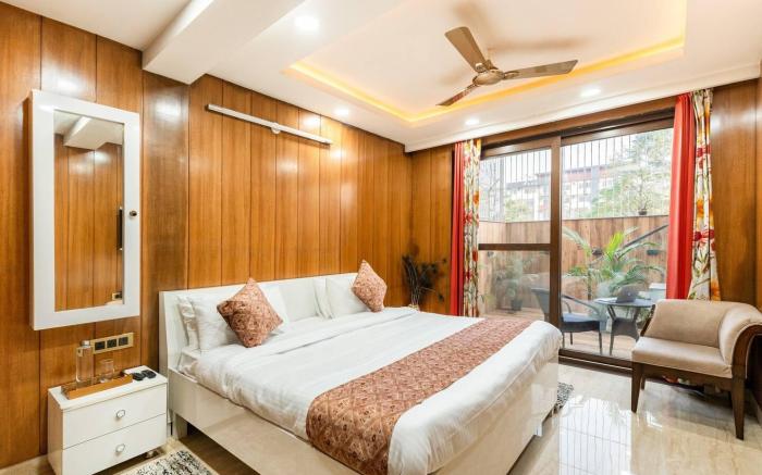 TIM Sector 51, Near Golf Course Extension Road