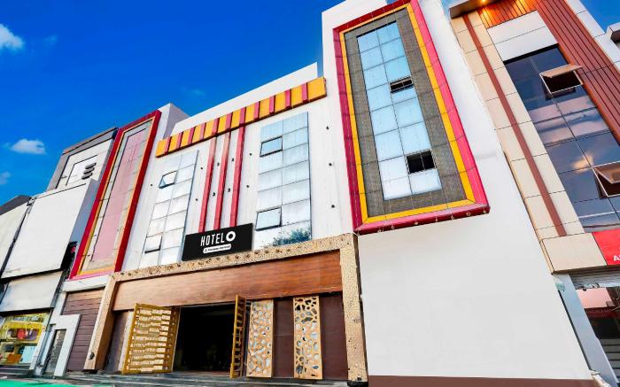 Hotel O Kalyanpur