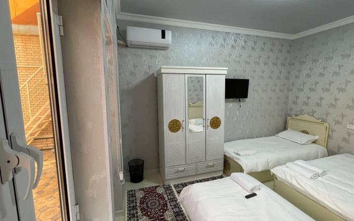 Guesthouse Anora 1