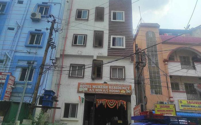 Hotel O Mukesh lodge