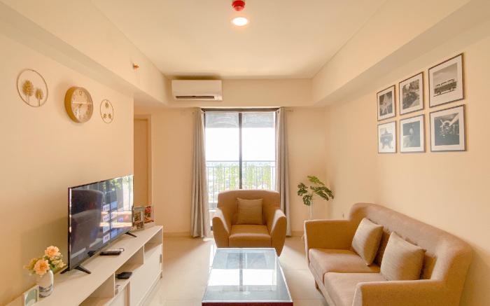 Comfy 2BR w/ Extra Room Meikarta Apt By Travelio