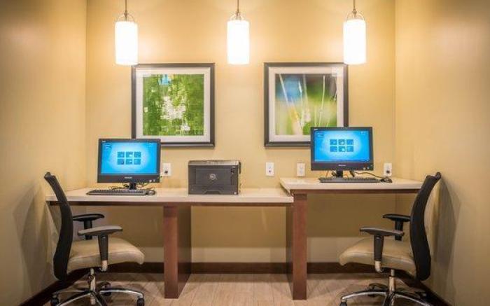 Staybridge Suites Sacramento-Folsom By IHG