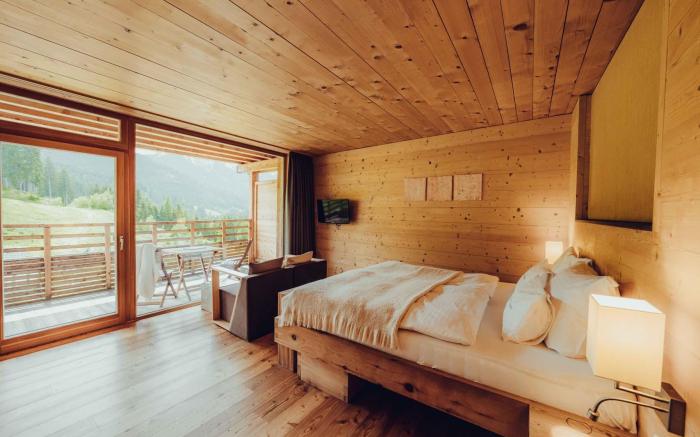 Holzhotel Forsthofalm