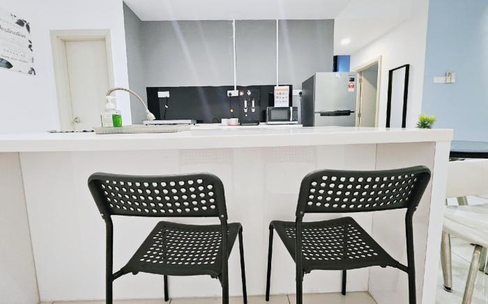 Mosaic Southkey Fun House 2BEDROOM 8 PAX