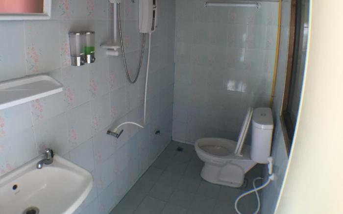 Marina Hut Guest House