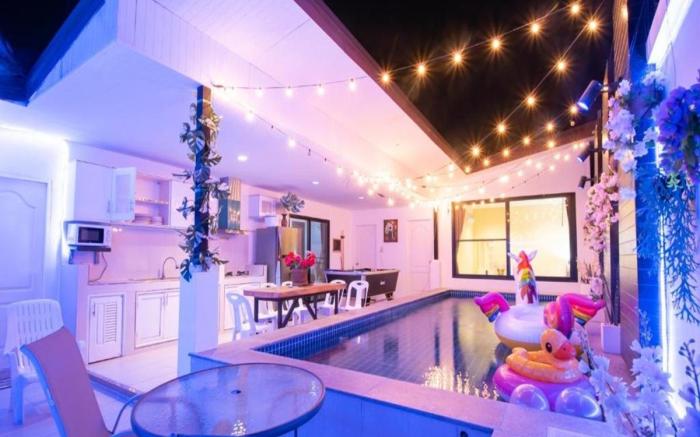 Hunter Hide Pool Villa