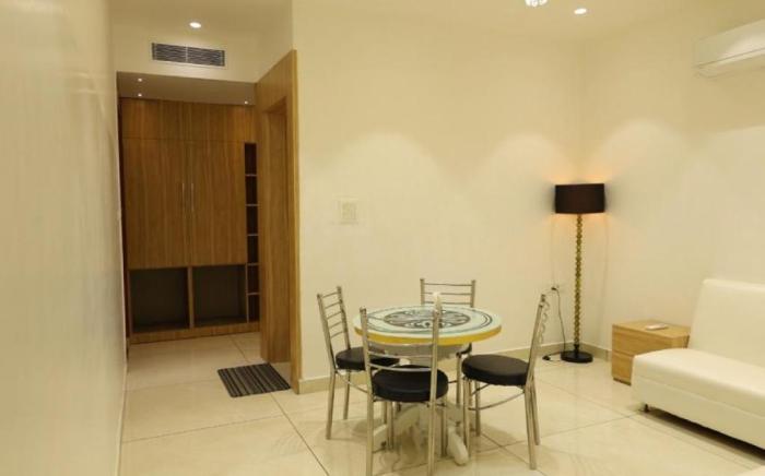Goroomgo Darbar-E-Khas A Boutique Hotel Bareilly