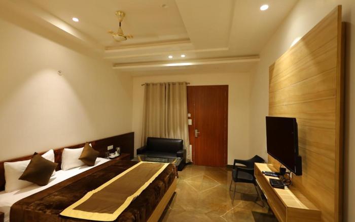 Goroomgo Darbar-E-Khas A Boutique Hotel Bareilly