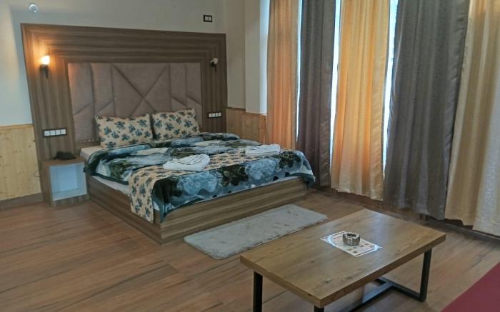 Hotel JS Villa