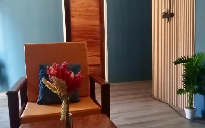 Balai Evelyn - A/C Couple Room (1 Full Size Bed)