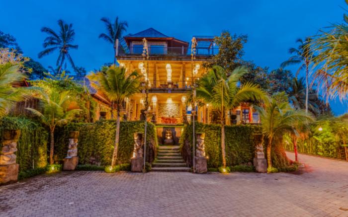 Hoshi Jungle Resort