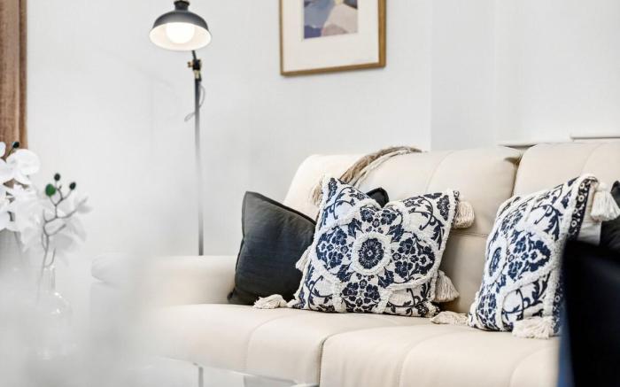 Windsor Manor: Luxury 5-bed Retreat in Solihull