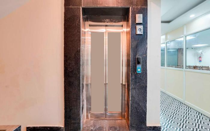 Townhouse Oak Sector 121 Noida Metro Station