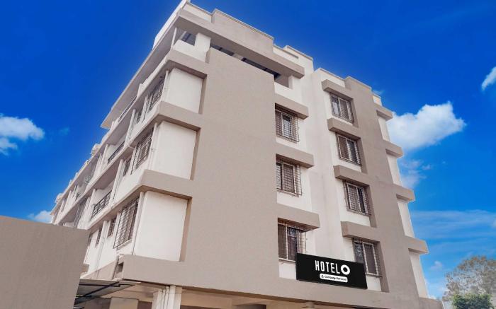 Super Hotel O Mundhwa Chowk Seasons Mall