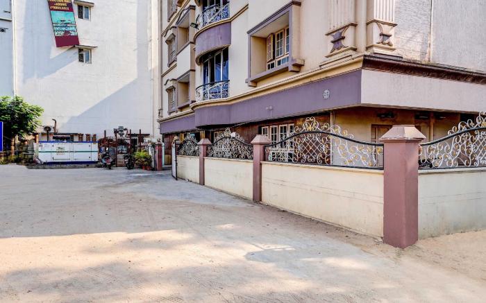 Hotel O Kennedy Railway Junction Formely Jayalakshmi Residency