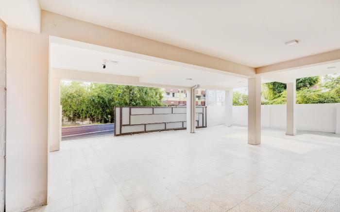 Super Collection O Sholinganallur Chennai Formerly Nimalan Residenc