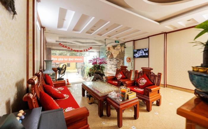 HOÀNG LONG HOTEL 399 Xuân Đỉnh