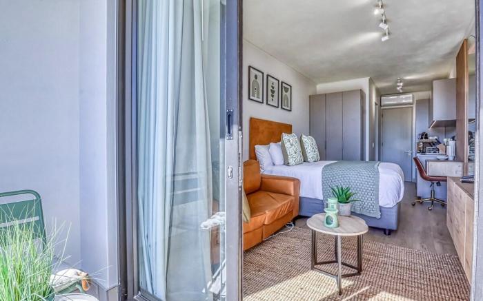 Aesthetic Oasis @ One Rosebank