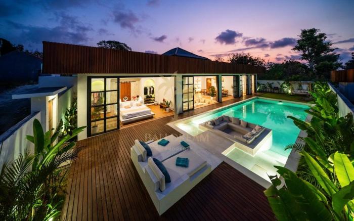 Luxury Villa Palm Sugar 2, 3BR & Big Pool & BBQ