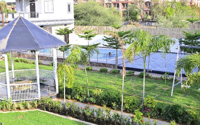 Popli Paradise Resort