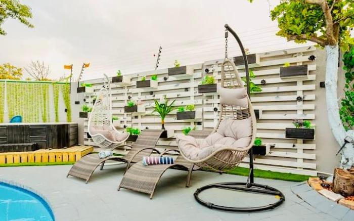Luxury Caline VIP Mews