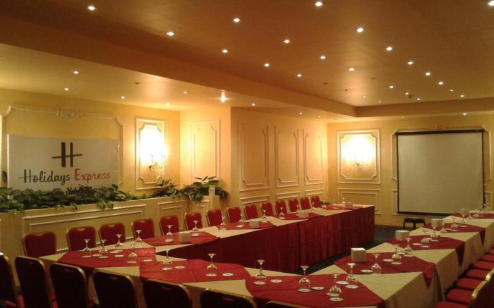 Holidays Express Hotel