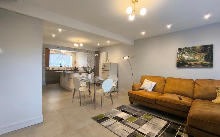 Spotless and Spacious Manchester Home