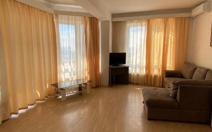 Hotel Noy
