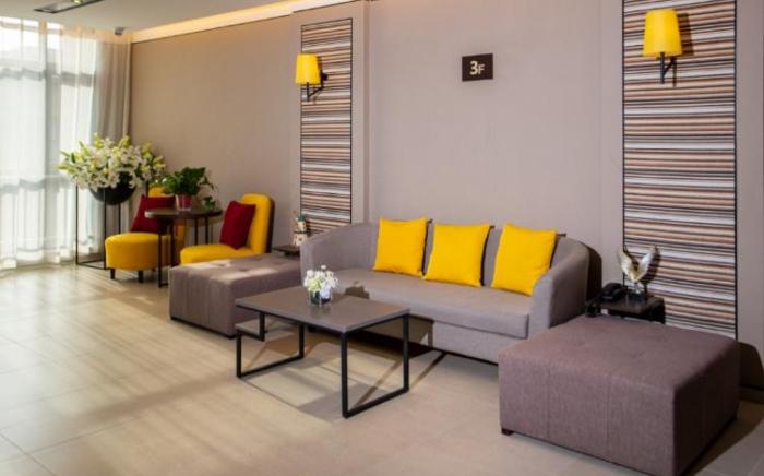Home Inn Plus Xi'an Xianyang Airport