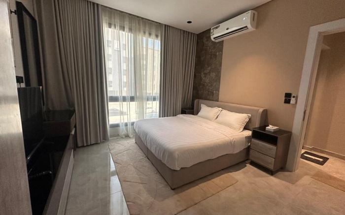 2 Bedroom Suite and Lounge