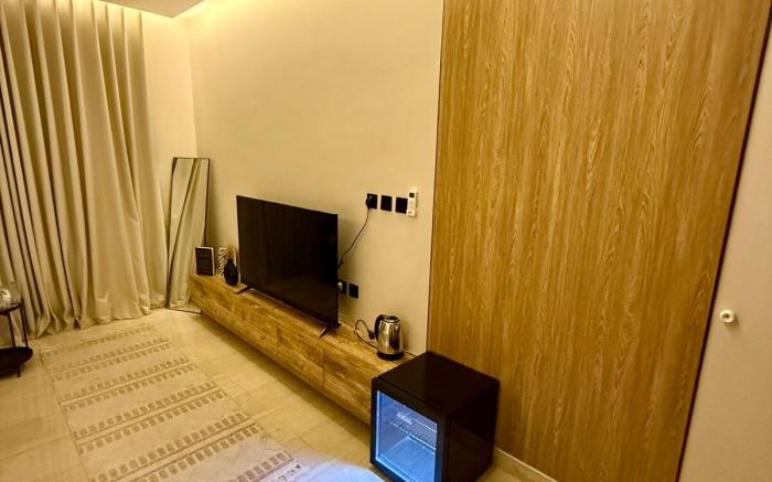 استديو بأثاث فاخر - Luxe Studio