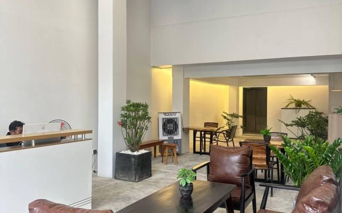 Tonle Hostel
